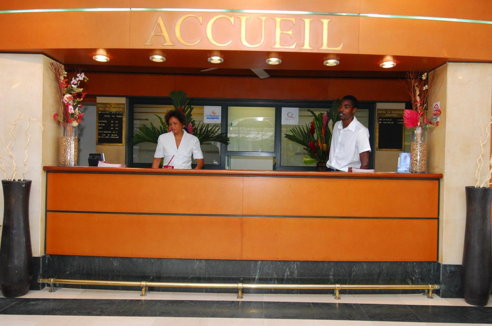 שולשה Hotel La Bateliere מראה חיצוני תמונה